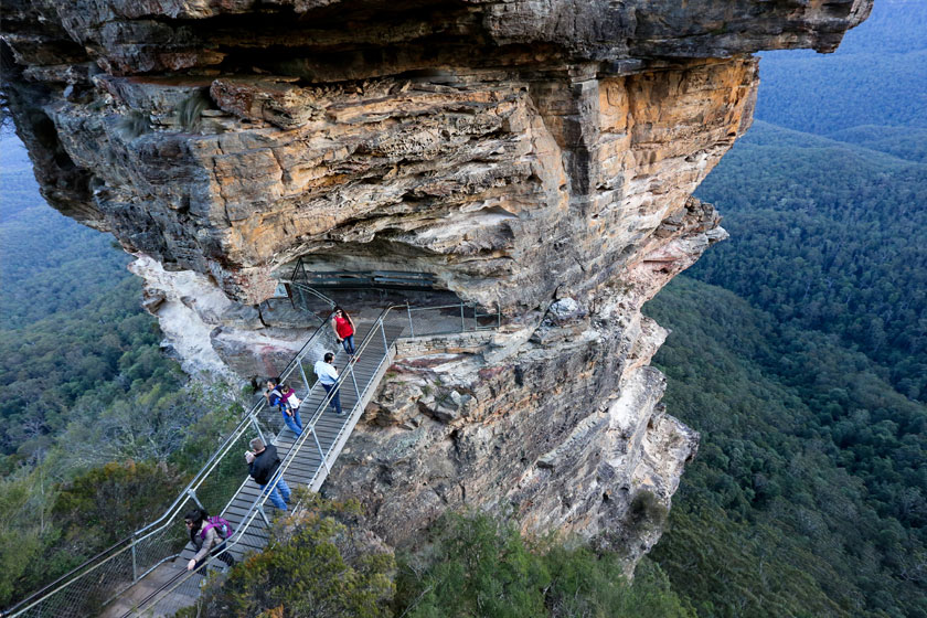ourists at The Three Sisters, Blue Mountains
