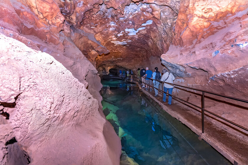 Jenolan caves bottom river